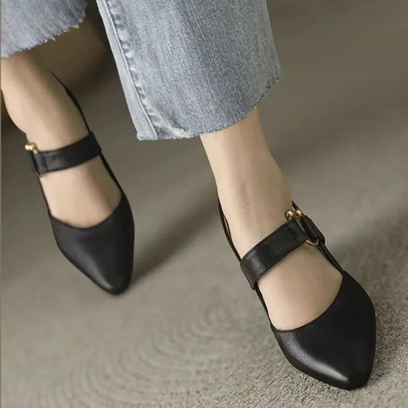 https://cdn.shopify.com/s/files/1/0905/8245/0519/files/Divina04.jpg?v=1746106206