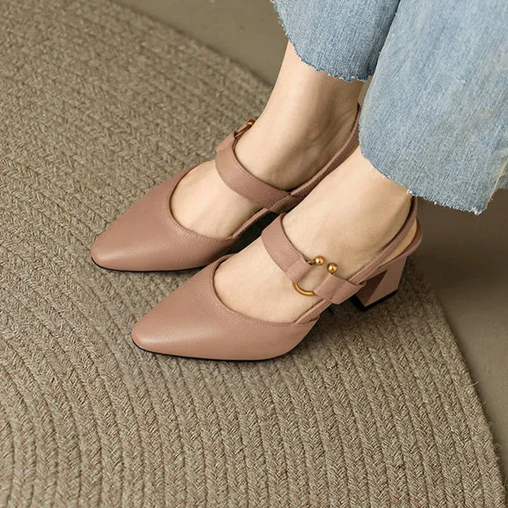 https://cdn.shopify.com/s/files/1/0905/8245/0519/files/Divina07.jpg?v=1746106206