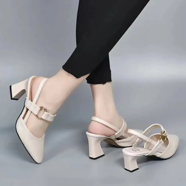 https://cdn.shopify.com/s/files/1/0905/8245/0519/files/Divina08.jpg?v=1746106206