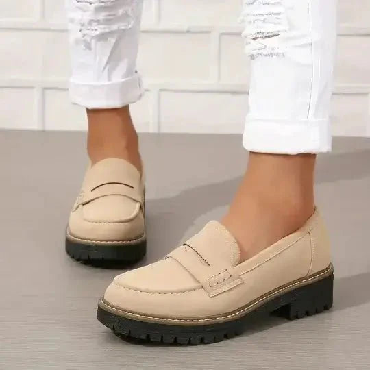 https://cdn.shopify.com/s/files/1/0792/9207/2269/files/nadia-comfortable-women-shoes-437434.webp?v=1744289560